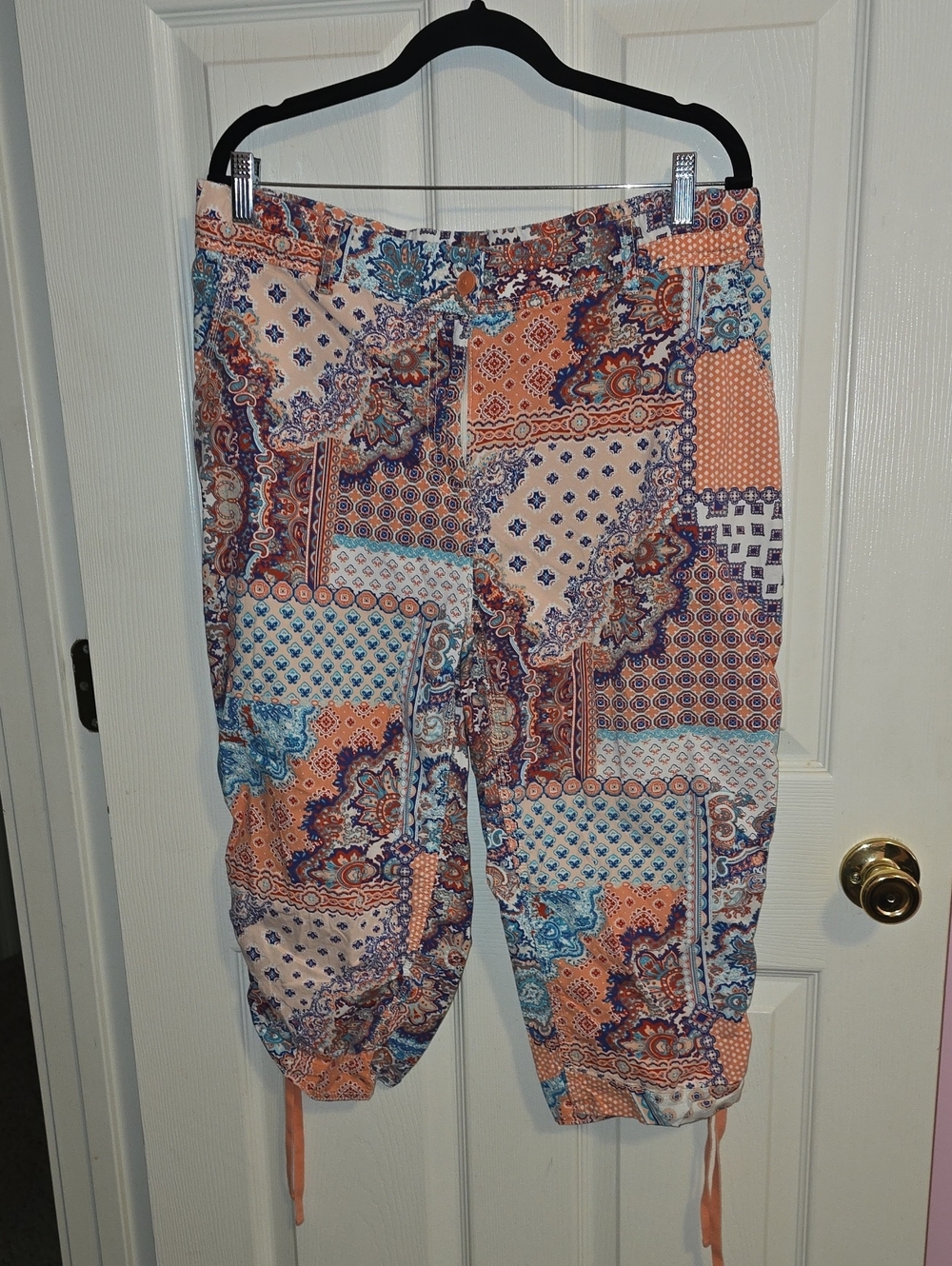 Chico's Patchwork Print Cropped Pants in‎ Peach, Blue & Cream